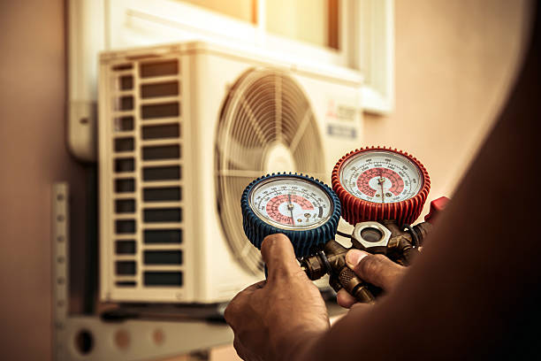 Professional Air Conditioning Service technician working in Franklin Park, PA
